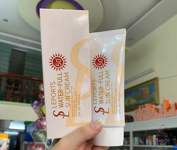 Kem chống nắng Smile Leader Leports Water Full Sun Cream