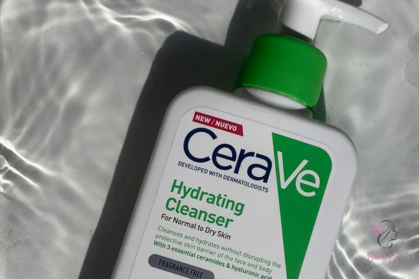 Cerave không phải là một thương hiệu xa lạ, được đánh giá tích cực vì khả năng làm dịu và an toàn cho da, đó là lý do tại sao nó trở nên phổ biến