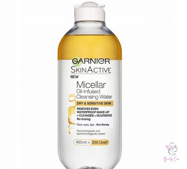 Garnier Skin Active Oil Infused Micellar Cleansing Water chứa nhiều thành phần dưỡng ẩm như Hexylene Glycol, Glycerin