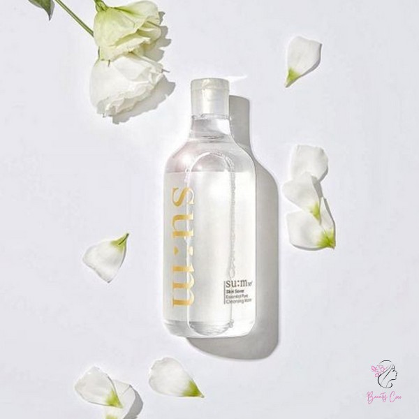 Phiên bản 100ml của Sum37 Skin Saver Essential Cleansing Water được chiết xuất từ tinh chất cây Bạch Dương