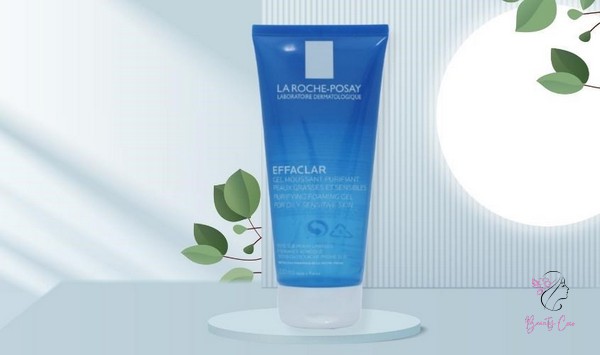 Sữa rửa mặt La Roche-Posay Effaclar Purifying là sản phẩm gel nhẹ nhàng giúp làm sạch da dầu nhạy cảm bằng cách loại bỏ bui bẩn và bã nhờn gây mụn mà không làm khô da.